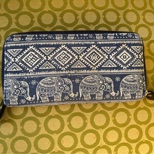 Denim wallet with elephants